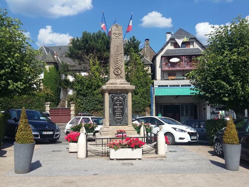 Maison Raffinee Treignac エクステリア 写真